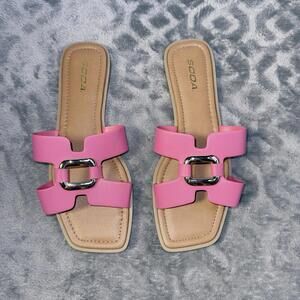 New Soda Women’s Feng Flat Fuchsia Pink Sandals 11 M